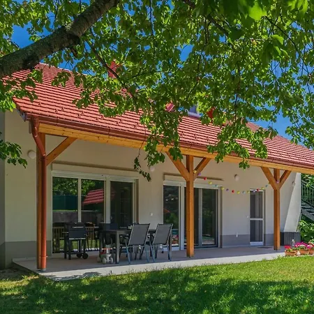Family Friendly In W Pool & Ac By Nw Lejlighed