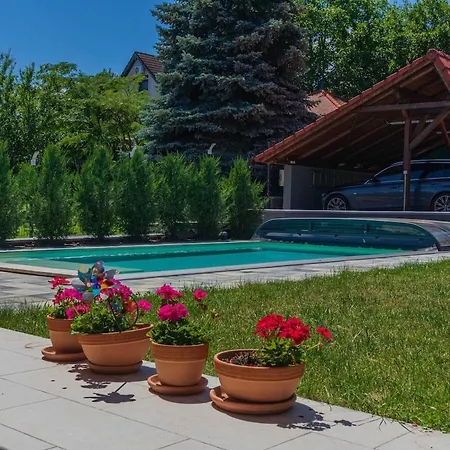 Family Friendly In W Pool&ac By Nw * Fonyód