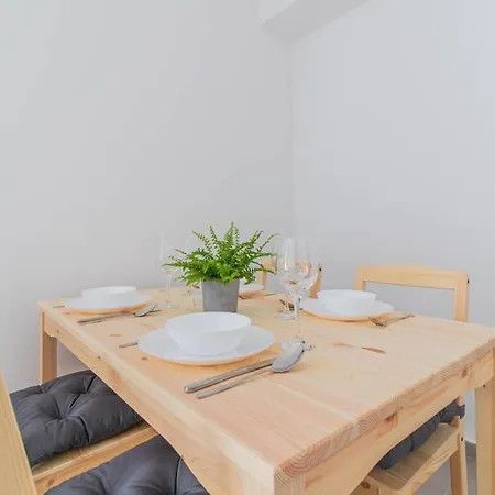 Family Friendly In W Pool & Ac By Nw Appartamento