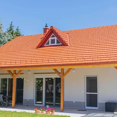 Family Friendly In W Pool & Ac By Nw Lejlighed