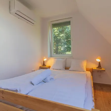 Family Friendly In W Pool&ac By Nw *