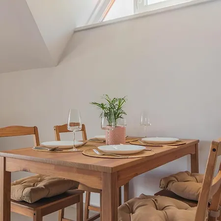 Family Friendly In W Pool&ac By Nw *